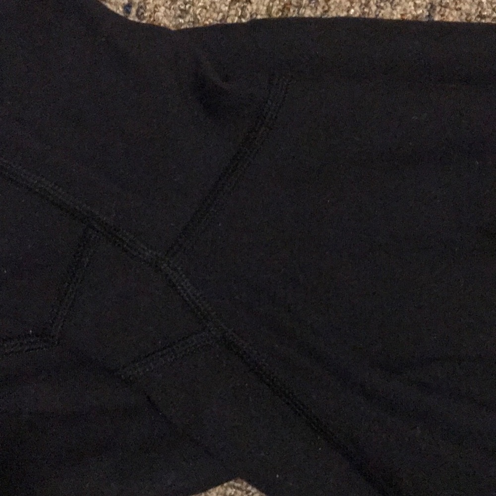 Black Lululemon leggings size 4 - Picture 6 of 6